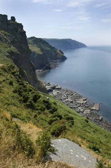 Devon dramatic coastline stock photo. Image of pebbles - 32540272