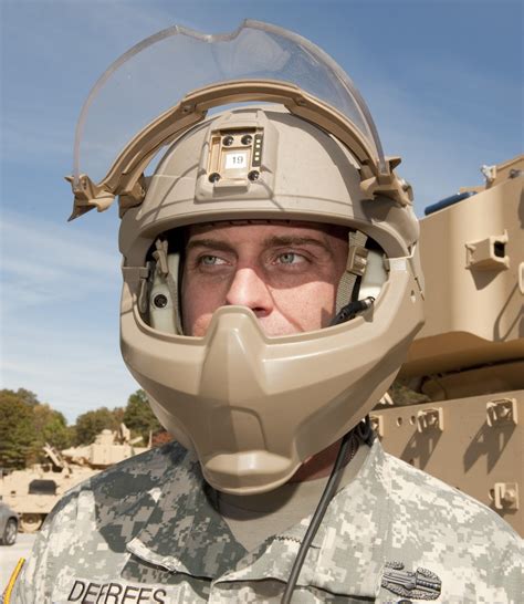 'HEaDS-UP' at Natick for better helmets | Article | The United States Army