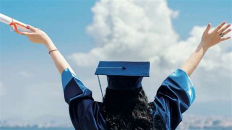 Over 90% Indian students keen to study abroad: Survey – India TV