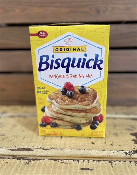 Bisquick Pancake and Baking Mix, 20oz Box - Giordano Garden Groceries