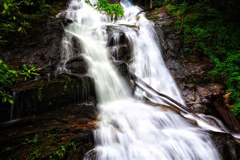 14 Gorgeous Waterfalls In Georgia - Southern Trippers