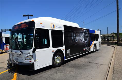 Oakville: Oakville Transit 1201 NFI XD40 Bus Departing Oak… | Flickr