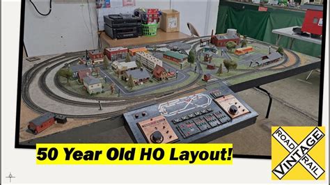 50 Year Old Atlas 4x8 HO Scale DC Layout Tour and Test Run (It has Brass Track!) - YouTube