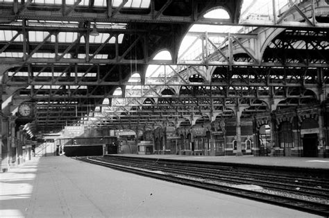 Snow Hill Station (Great Western... © Martin Tester :: Geograph Britain ...