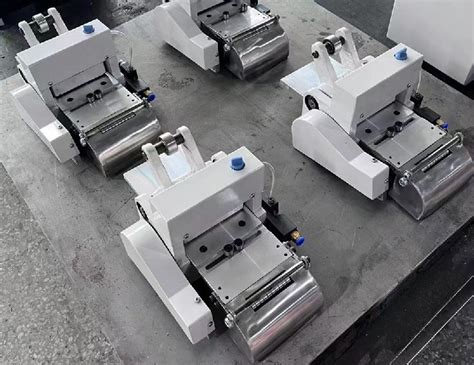 Micro High Speed Servo Feeder - Decoiler Straightener Feeder Machine Manufacturer