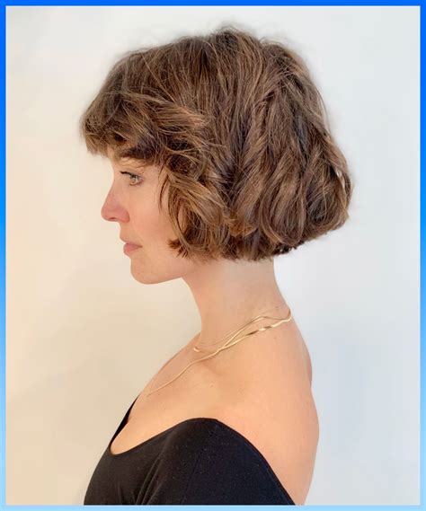 French Women Haircut