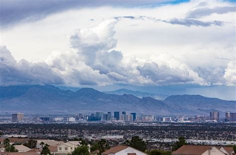 Las Vegas’ odd 2019 weather lingers with record-low high temp | Las Vegas Review-Journal