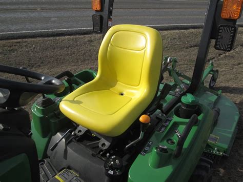 John Deere 1023E Tractor | Dan's Equipment Sales