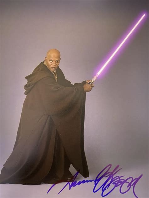 Star Wars Samuel L. Jackson signed movie photo | EstateSales.org