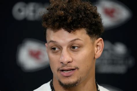 Patrick Mahomes has the flu, expected to play in snow game against Broncos | Marca