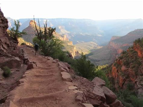 Bright Angel Trail Hiking Tips - Arizona Raft Adventures