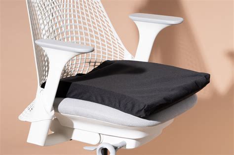 The 4 Best Ergonomic Seat Cushions for 2024 | Reviews by Wirecutter