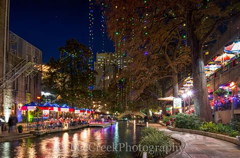 Christmas on the Riverwalk2