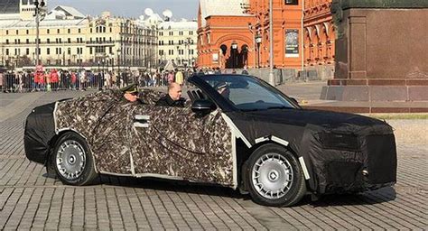 Aurus Senat Convertible Prototypes Spotted At Russian Parade Rehearsal | Carscoops