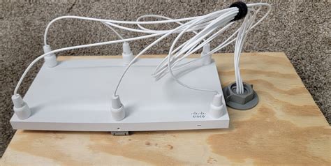 Meraki MR46E with MA-MNT-ANT-3 Mounted – OneByte | tech blog