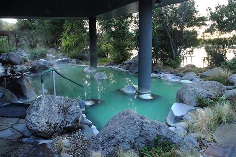 Spas and speedboats in Rotorua | Stuff.co.nz