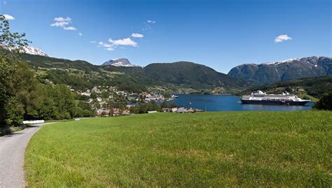 Peter's Cruises: Ulvik, Norway