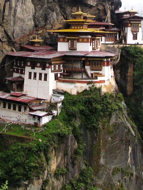 Paro Taktsang | Bhutan travel, Amazing buildings, Places around the world