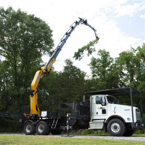 Grapple saw Truck crane | Forest Centre