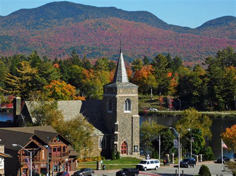 Hopes For Vibrant Fall Foliage As Colors Begin To Emerge | WAMC