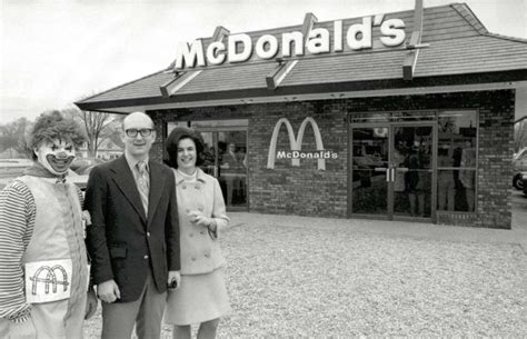 vintage Ronald McDonald clown |Burger King's arch rival officially came ...