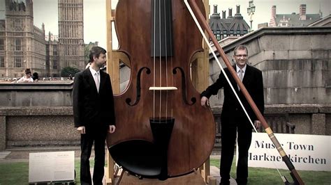 Meet The Record Breakers - World's Largest Violin - YouTube