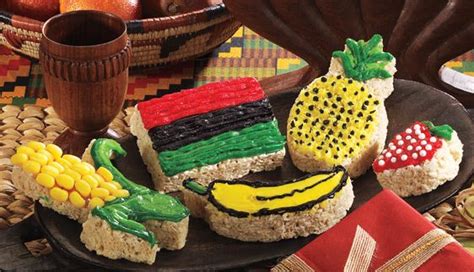 Kwanzaa Recipes - Festive shapes frosted in traditional colors | Kwanzaa food, Rice krispie ...