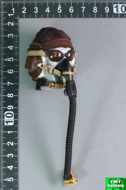 1:6 SCALE DID D80154 WWII German Luftwaffe Flying Ace - Pilot Helmet w ...