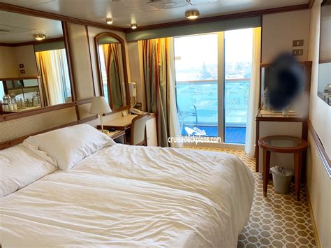 Ruby Princess Stateroom R742