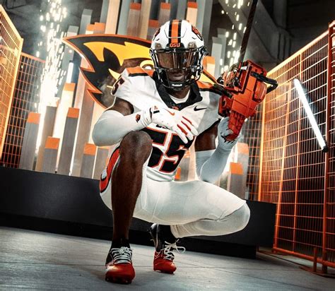 Nice Beaver! Oregon State Football Unveils New Uniforms for 2024 | Uni ...