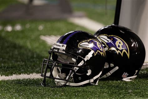 NFL World Reacts To Ravens' Concerning Injury News - The Spun