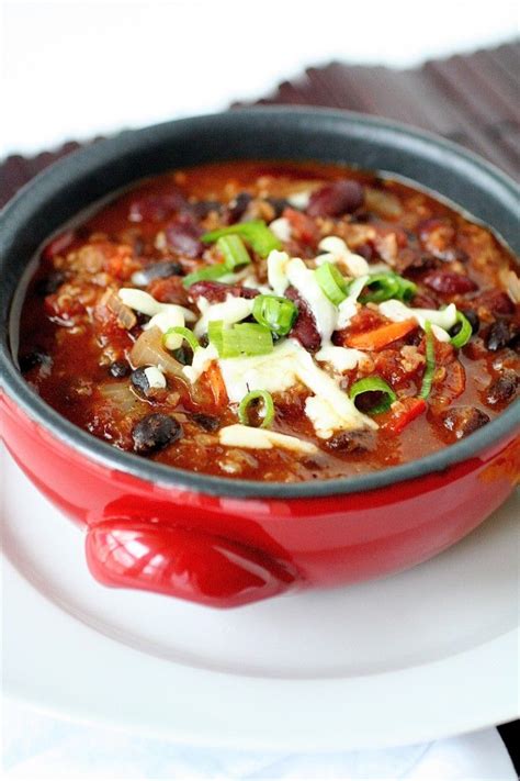 Spicy Two-Bean Chili | Healthy snacks recipes, Vegetarian recipes ...