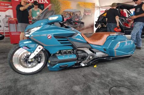 ‘Cool Wing’ a Custom Honda Goldwing from Steady Garage - Adrenaline ...