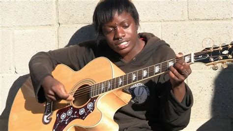 Amazing! Homeless Girl on Guitar - YouTube