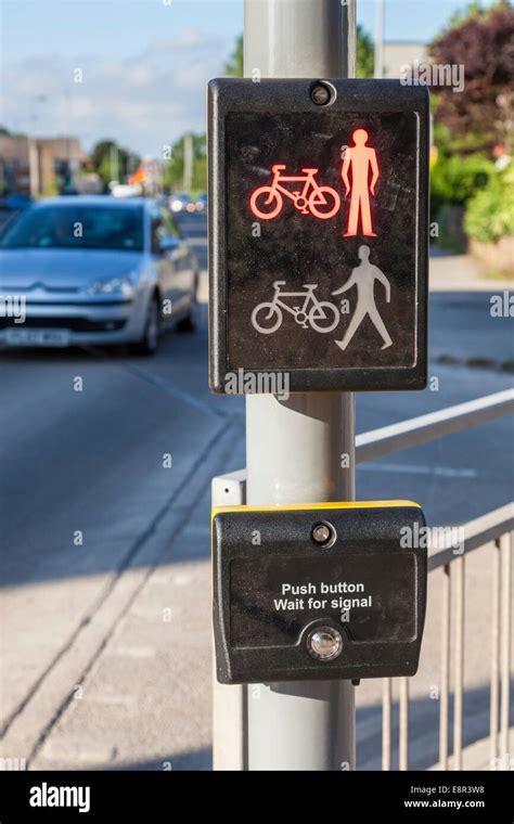 Toucan Crossing Stock Photos & Toucan Crossing Stock Images - Alamy