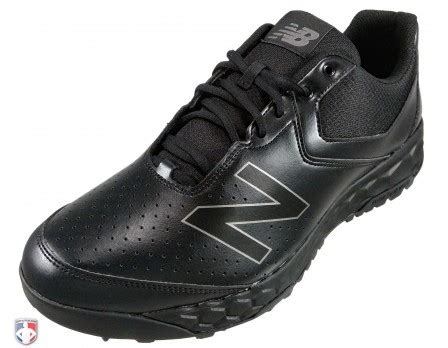 New Balance V3 All-Black Low-Cut Umpire Base Shoes | Ump Attire