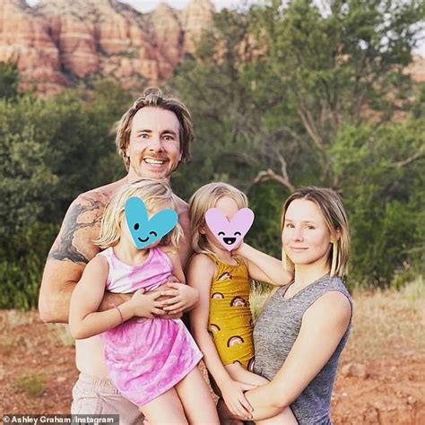 Dax Shepard on battling painkiller addiction after 16 years sober | Daily Mail Online