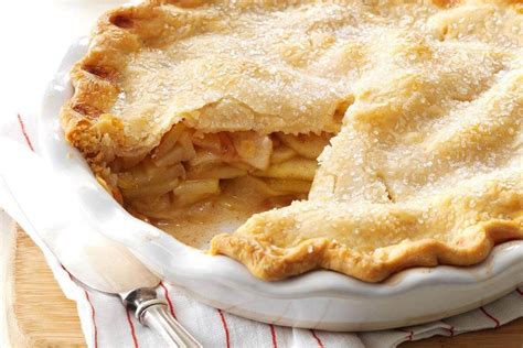 How to Make the Perfect Apple Pie Crust Recipe | Taste of Home