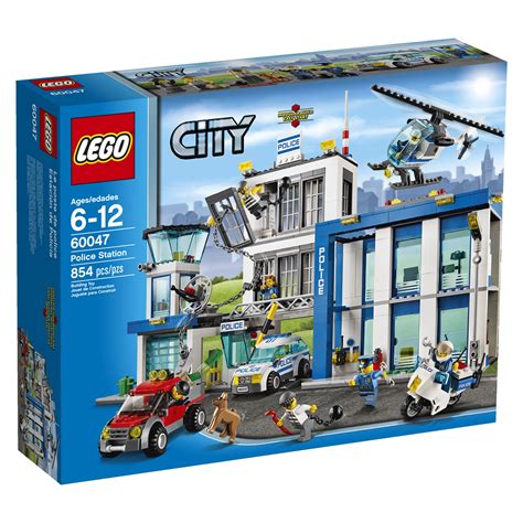 Amazon.com: LEGO City Police 60047 Police Station: Toys & Games Lego Sets, Lego City Sets, Lego ...