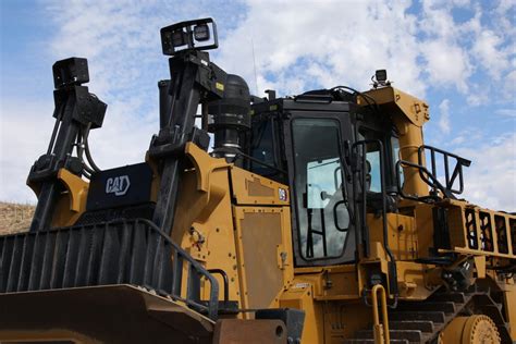 New Model Announcement: 1:24 Cat® D9 Dozer - Die-cast - Classic Construction Models