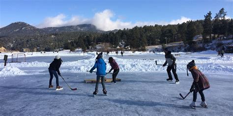 20+ Top Outdoor Ice Rinks in Colorado | Ice Skating in Wintertime