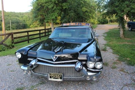 A Detailed Look At Johnny Cash's Cadillac From One Piece At A Time