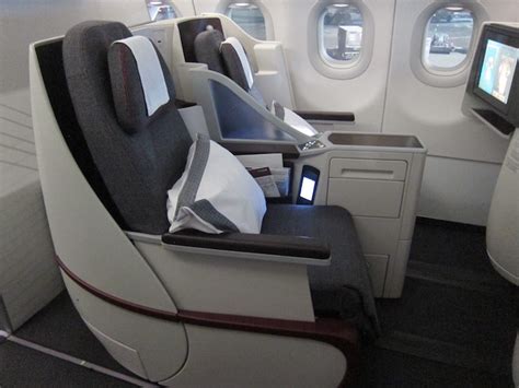 Review: Qatar Airways A320 First Class Dubai To Doha - One Mile at a Time