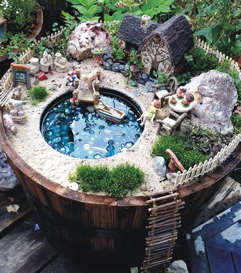 Fairy Garden Number Three - Welcome to the Lake | Jardín de hadas en ...