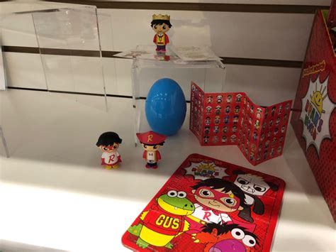 Ryan’s World Series 2 Giant Mystery Egg & New Ryan’s World Toys from ...