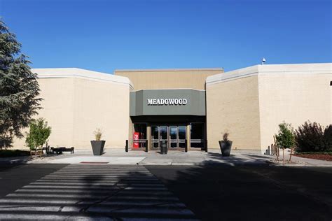 Meadowood Mall, 5000 Meadowood Mall Cir, Reno, NV, Shopping Centers & Malls - MapQuest