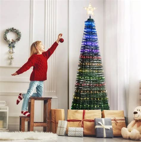 This 6-Foot Collapsible Christmas Tree Makes It Easier Than Ever to Decorate