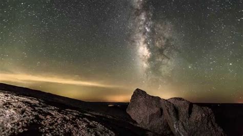 Enchanted Rock Nightscape Timelapse - YouTube