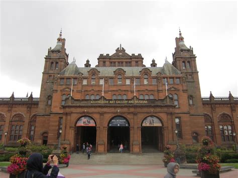 Every Living Thing: The Kelvingrove Museum (or, Stuffed Elephants ...