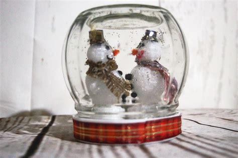 DIY Snow Globe - Dollar Tree Craft